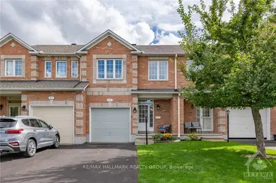 43 CHANTILLY Gate, Stittsville - Munster - Richmond, ON K2S 2B1