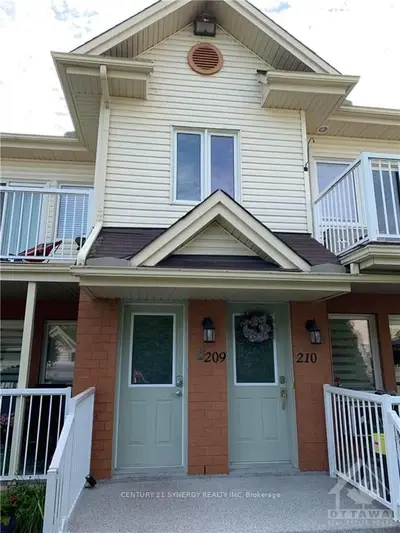 2689 Sylvain Street 209, Clarence-rockland, On K4k 1v4