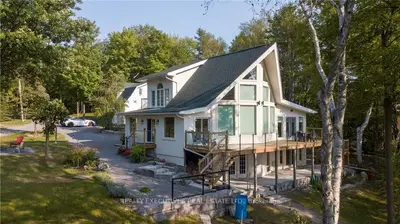 38 Mooneys, Rideau Lakes, On K0g 1v0