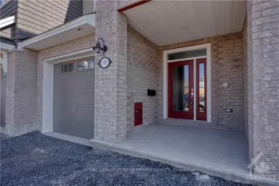 190 Angelonia Crescent, Blossom Park - Airport And Area, On K1t 0y4
