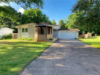 38 COTNAM Street, Laurentian Valley, ON K8A 6W2