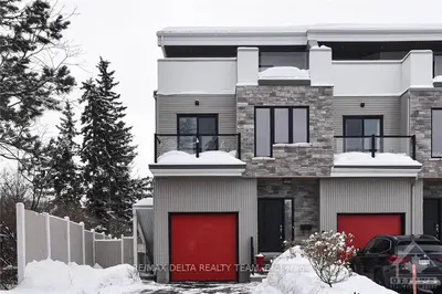 110 ONTARIO Street, Overbrook - Castleheights and Area, ON K1K 1K9