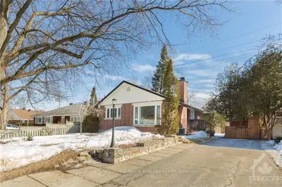 1559 BALENA Avenue, Alta Vista and Area, ON K1G 0X1