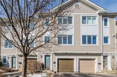 562 BURLEIGH, Cyrville - Carson Grove - Pineview, ON K1J 1K1