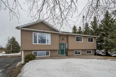 15697 COUNTY 43 Road, North Stormont, ON K0C 1K0