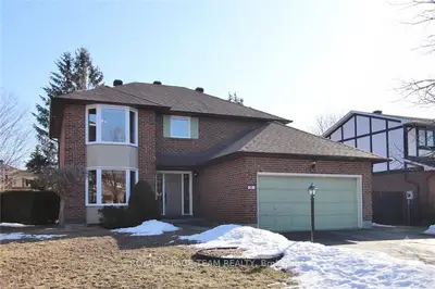 15 BEECHFERN Drive, Stittsville - Munster - Richmond, ON K2S 1E3
