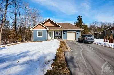2898 OLD MAPLE Lane, Constance Bay - Dunrobin - Kilmaurs - Woodlawn, ON K0A 1T0