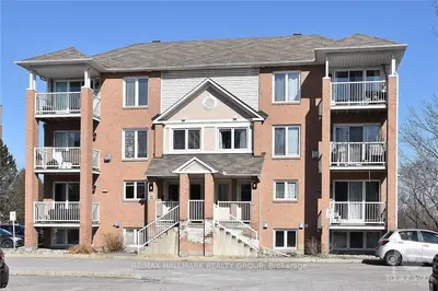 1622 LOCKSLEY, Beacon Hill North - South and Area, ON K1J 1B6