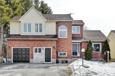90 BURKE Street, Stittsville - Munster - Richmond, ON K0A 2Z0