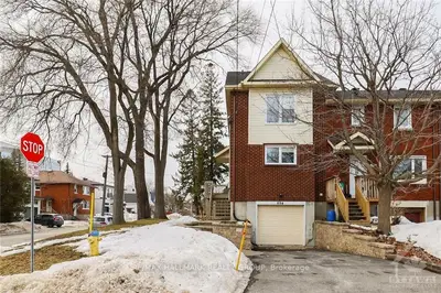 694 TWEEDSMUIR Avenue, Westboro - Hampton Park, ON K1Z 5P6