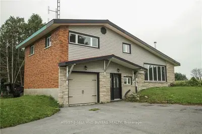 5831 BOUNDARY Road, South Glengarry, ON K6H 5S9