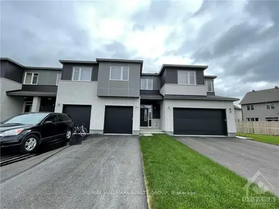 33 JARDINIERE Street, Stittsville - Munster - Richmond, ON K2S 2K5