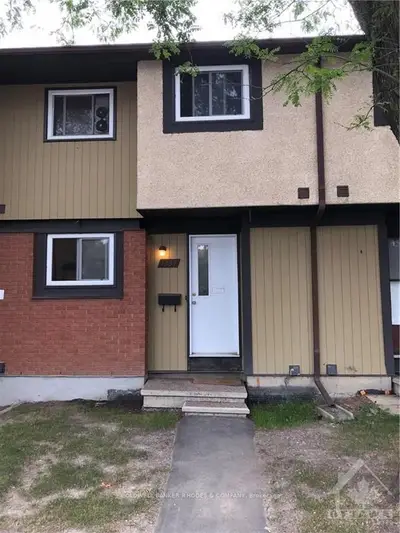 1337 BAKKER Court 82, Orleans - Convent Glen and Area, ON K1C 2K5