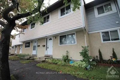4329 STELLA Crescent, Cyrville - Carson Grove - Pineview, ON K1J 8T8