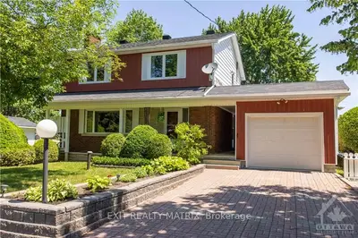 8695 BANK Street, Greely - Metcalfe - Osgoode - Vernon and Area, ON K0A 3J0