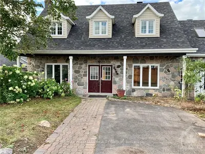 2408 WOODS Street, Clarence-Rockland, ON K4K 1J2