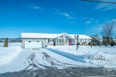 2205 LAJOIE Street, Alfred and Plantagenet, ON K0B 1J0