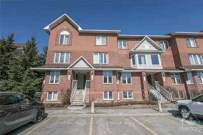 112 BONFIELD, Orleans - Cumberland and Area, ON K4A 5E2