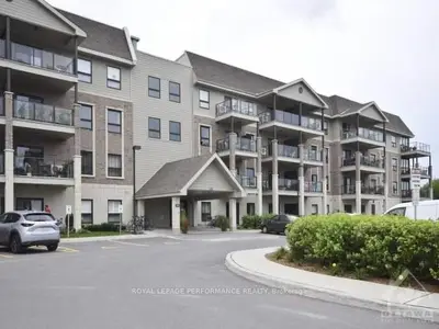 120 PRESTIGE Circle 104, Orleans - Cumberland and Area, ON K4A 1B4