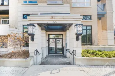 429 KENT Street 411, Ottawa Centre, ON K2P 1B5