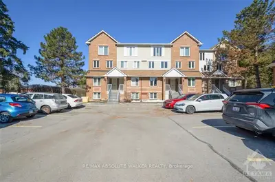 6605 Bilberry Drive A, Orleans - Convent Glen and Area, ON K1C 4N5