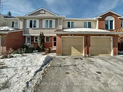 14 CASTLEBROOK Lane C, South of Baseline to Knoxdale, ON K2G 5G4