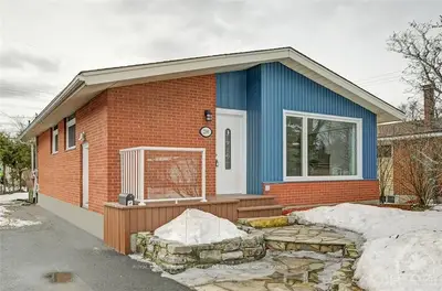 2386 MAGNUS Avenue, Elmvale Acres and Area, ON K1G 1J8