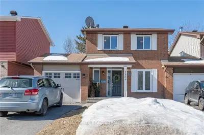 1556 MIMOSA Avenue, Alta Vista and Area, ON K1G 4C9