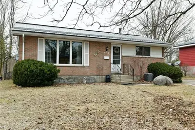 654 LAURIER Boulevard, Brockville, ON K6V 5X8