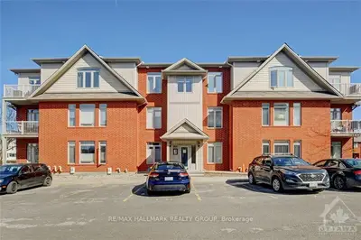 300 MEILLEUR E, Vanier and Kingsview Park, ON K1L 0A2