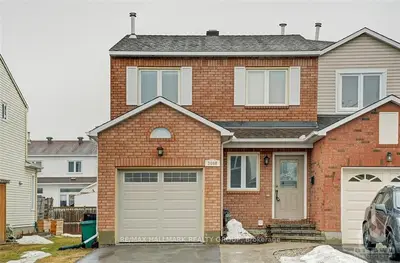 2098 LAUZON Street, Orleans - Cumberland and Area, ON K4A 3K9
