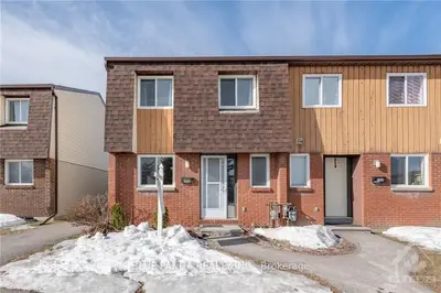 306 CRAIG HENRY Drive D, South of Baseline to Knoxdale, ON K2B 0V5