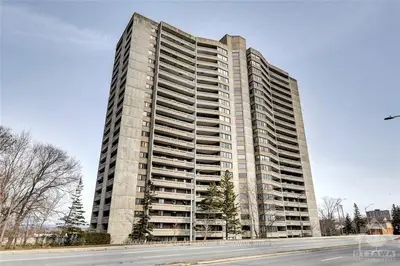 415 GREENVIEW Avenue 2003, Britannia - Lincoln Heights and Area, ON K2B 8G5