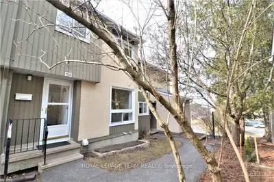 1554 LASSITER Terrace, Beacon Hill North - South and Area, ON K1J 8N4