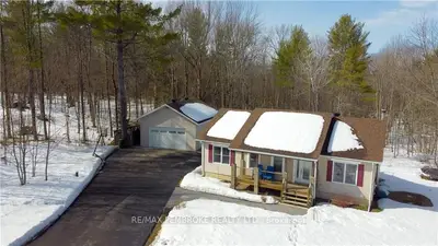 59 RAHNS Road, Laurentian Valley, ON K8A 0H9