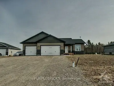 81 MEADOW Drive, Whitewater Region, ON K0J 1C0