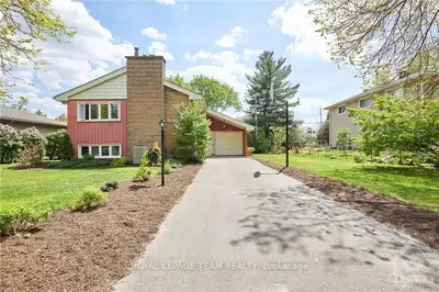 1364 WESMAR Drive, Alta Vista and Area, ON K1H 7T5