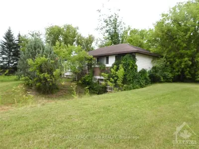1613 DIAMONDVIEW Road, Carp - Huntley Ward, ON K0A 1L0