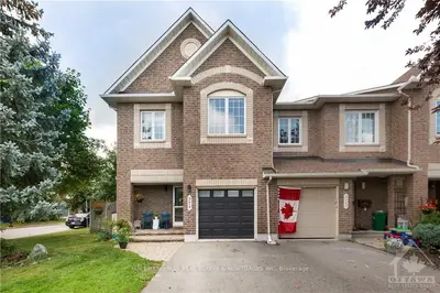 574 CASABELLA Drive, Orleans - Cumberland and Area, ON K4A 4E9