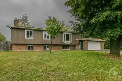 1342 D'ARCY Street, Greely - Metcalfe - Osgoode - Vernon and Area, ON K4P 1A4