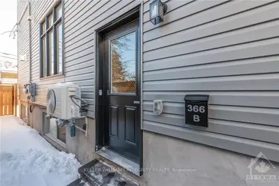366 B FULLERTON Avenue, Overbrook - Castleheights and Area, ON K1K 1K1