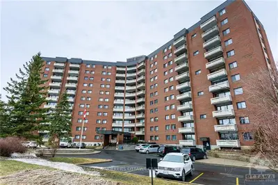 3100 CARLING Avenue 908, Crystal Bay - Rocky Point - Bayshore, ON K2B 6J6