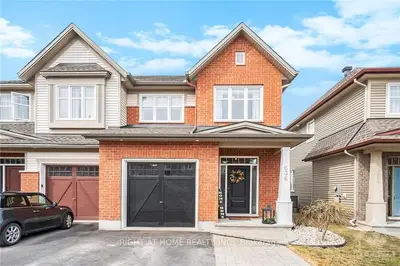 636 MOORPARK Avenue, Kanata, ON K2M 0H8