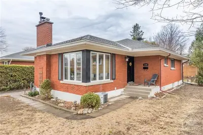 1229 SHERMAN Drive, Belair Park - Copeland Park and Area, ON K2C 2M7