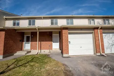 2415 SOUTHVALE Crescent 30, Elmvale Acres and Area, ON K1B 4T9