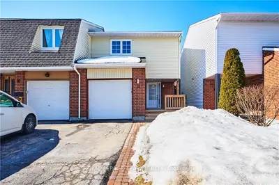 18 ERIN Crescent, Hunt Club - Windsor Park Village and Area, ON K1V 9Z2