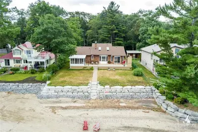 160 LANE Street, Constance Bay - Dunrobin - Kilmaurs - Woodlawn, ON K0A 3M0