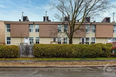 3415 UPLANDS Drive 8, Hunt Club - Windsor Park Village and Area, ON K1V 9N3