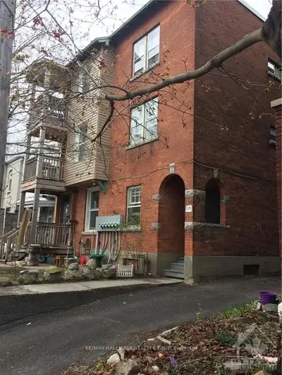 514-516 BAY Street W, Ottawa Centre, ON K1R 6B3