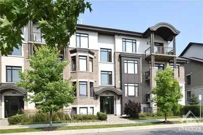 755 Beauparc 204, Cyrville - Carson Grove - Pineview, On K1j 0b5